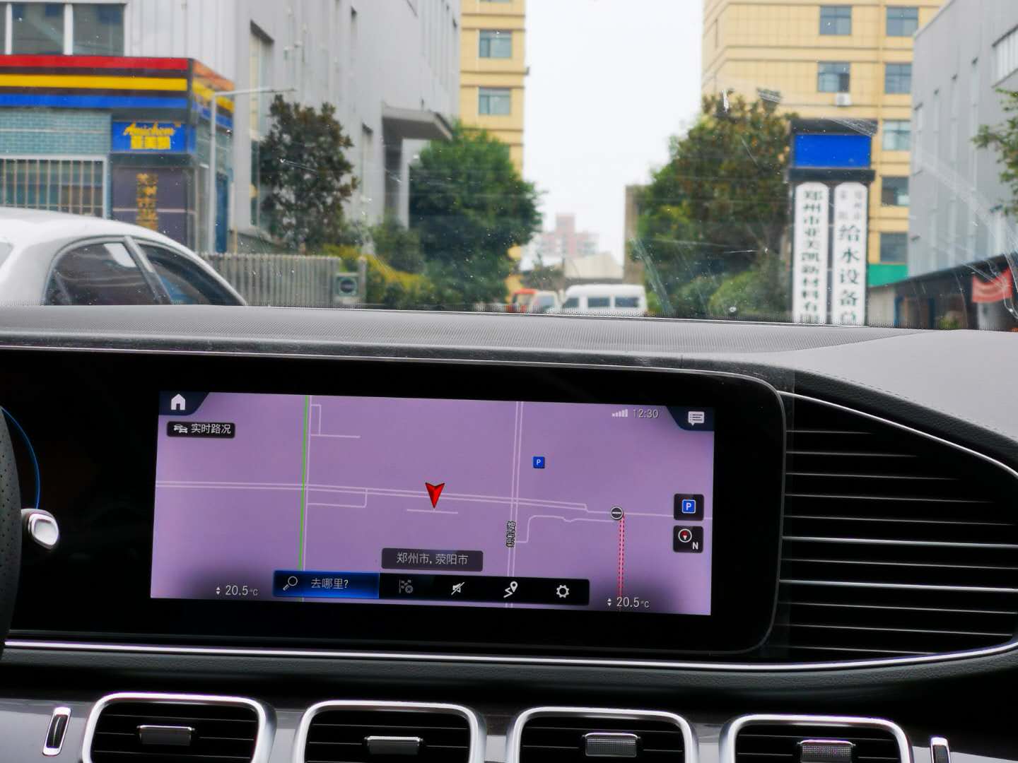 AG乐投网在车载玻璃上的运用